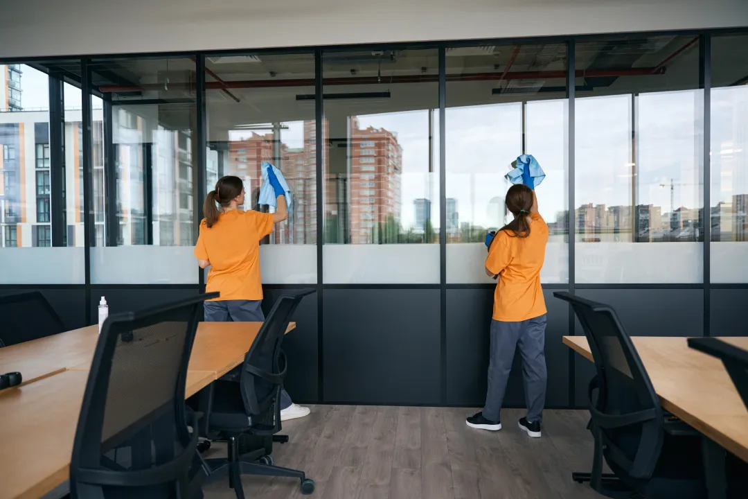 window glass cleaning
